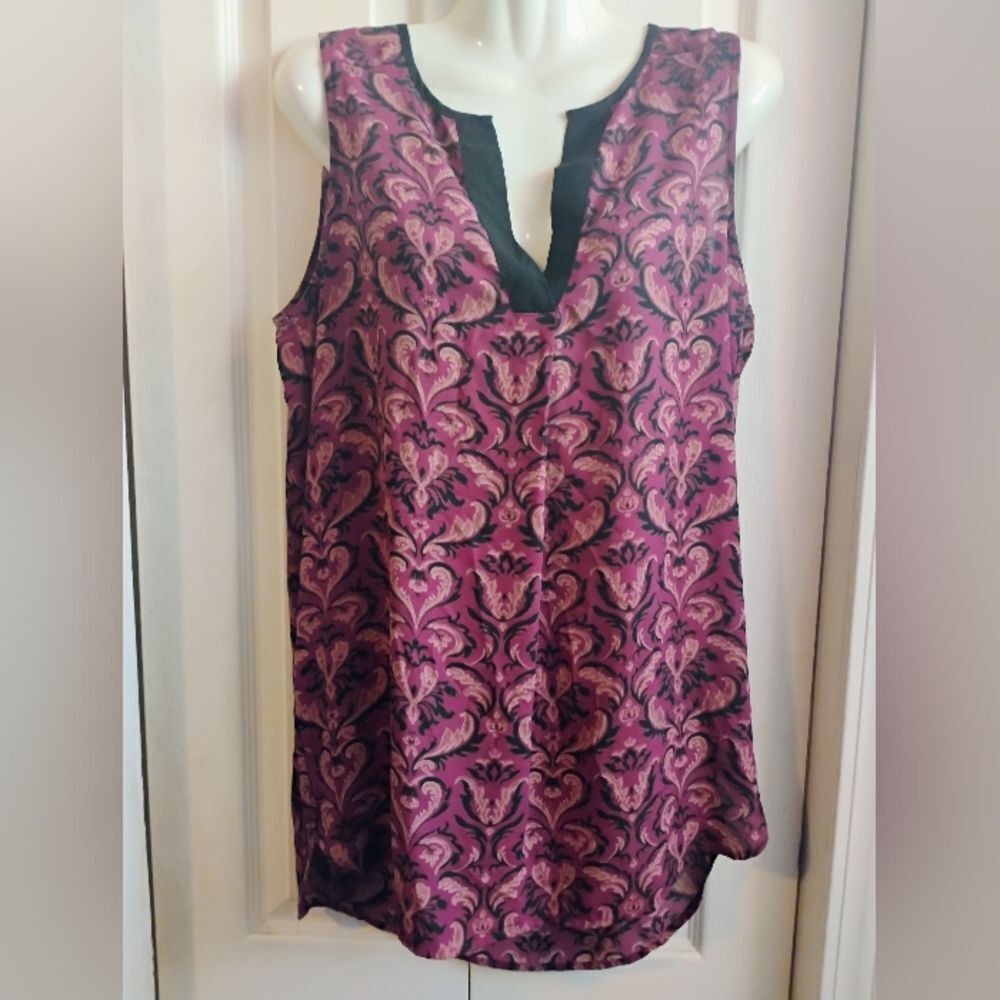LOFT Pink and Black Sleeveless Blouse